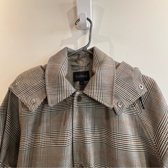 CABBEEN Sz 48 Plaid Hooded Pockets Embroidered Back Snaps Closure Jacket - Picture 3 of 16